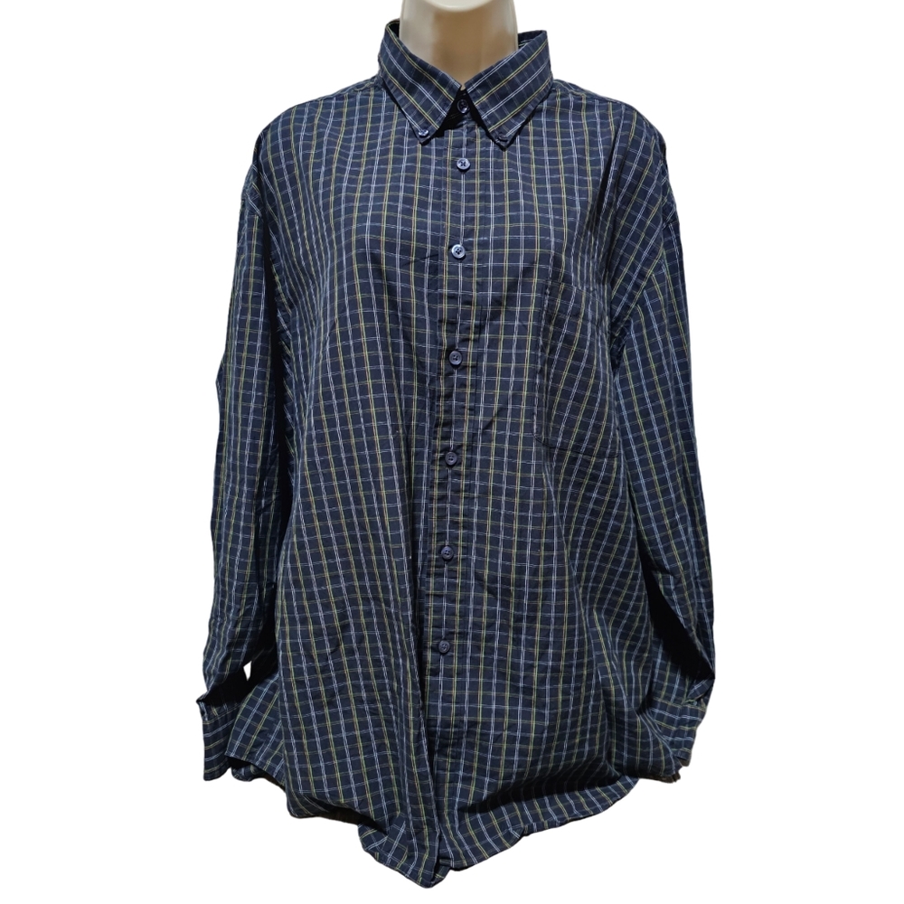 NWOT Men's Roundtree & Yorke Navy Blue Button Down Dress Shirt